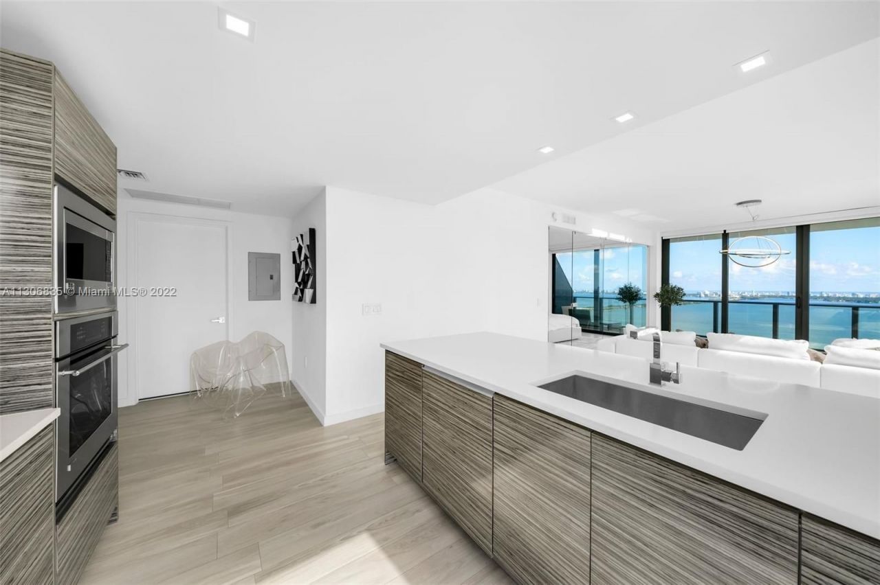 Appartamento a Miami, USA, 130 m² - foto 15