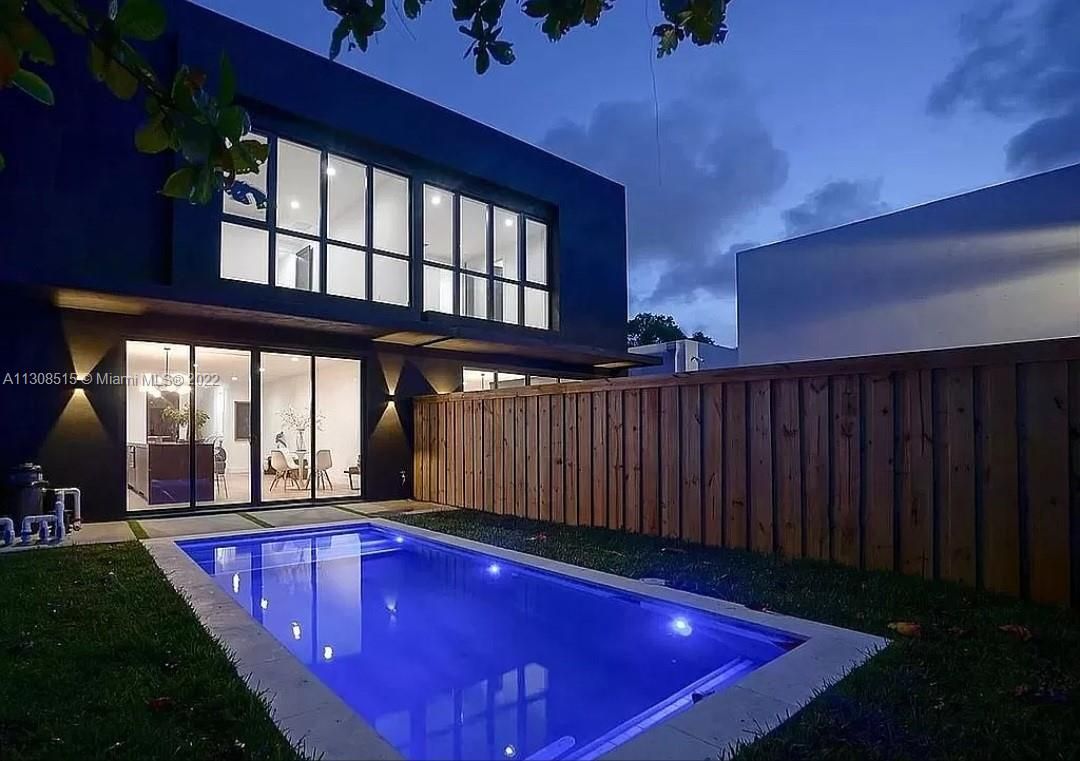 Townhouse in Miami, USA, 160 m² - picture 2