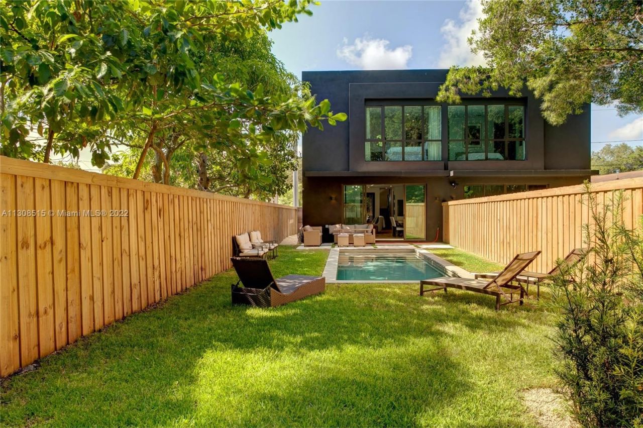 Townhouse in Miami, USA, 160 m² - picture 12