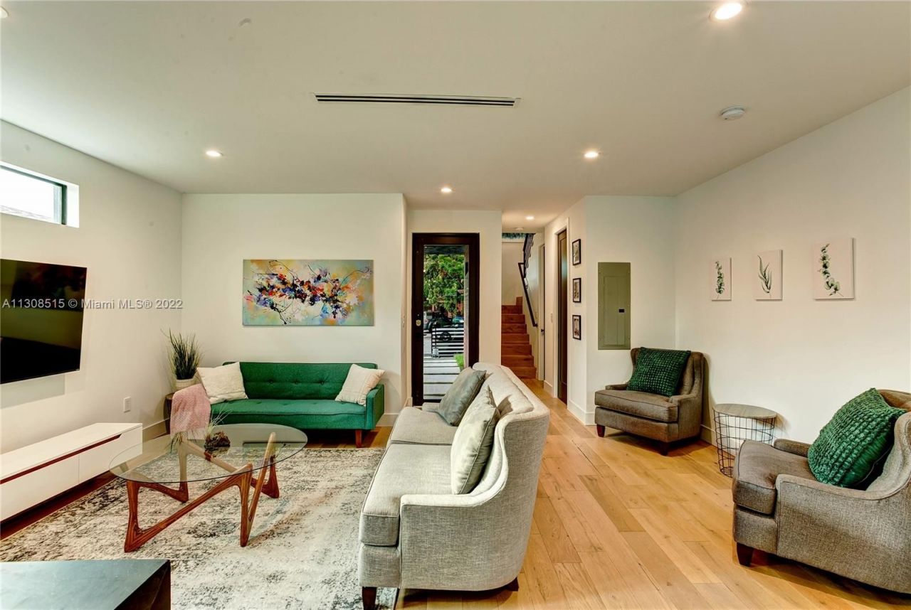 Townhouse in Miami, USA, 160 m² - picture 16