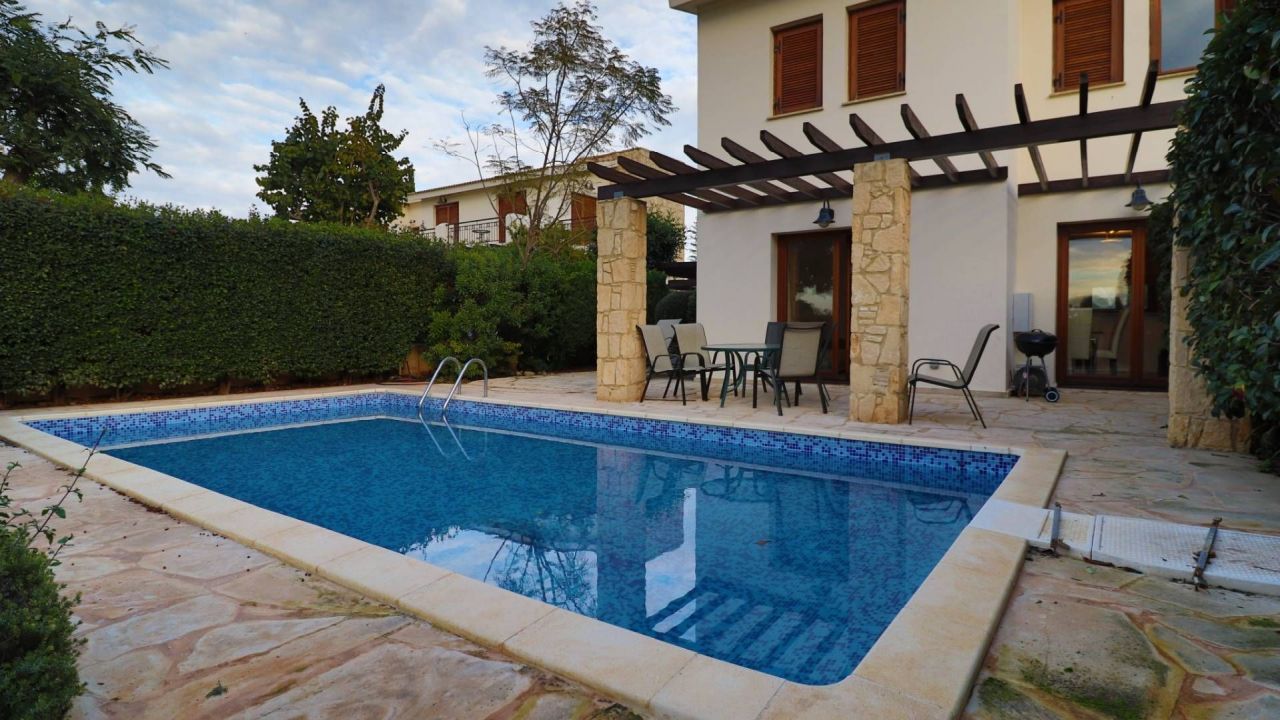 Townhouse in Paphos, Cyprus, 150 m² - picture 1