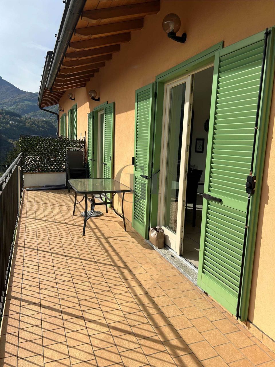 Appartement par le Lac de Côme, Italie, 85 m² - image 12