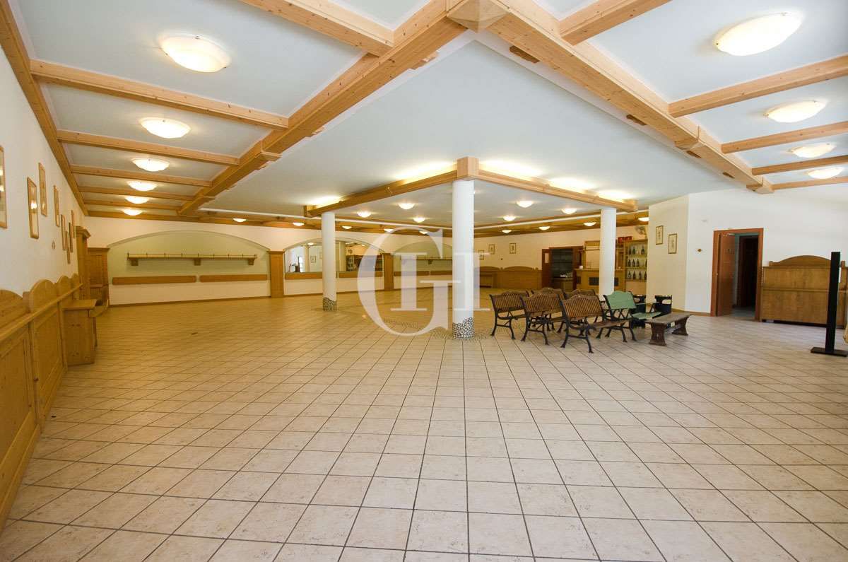 Manor on Lake Garda, Italy, 5 000 m² - picture 16