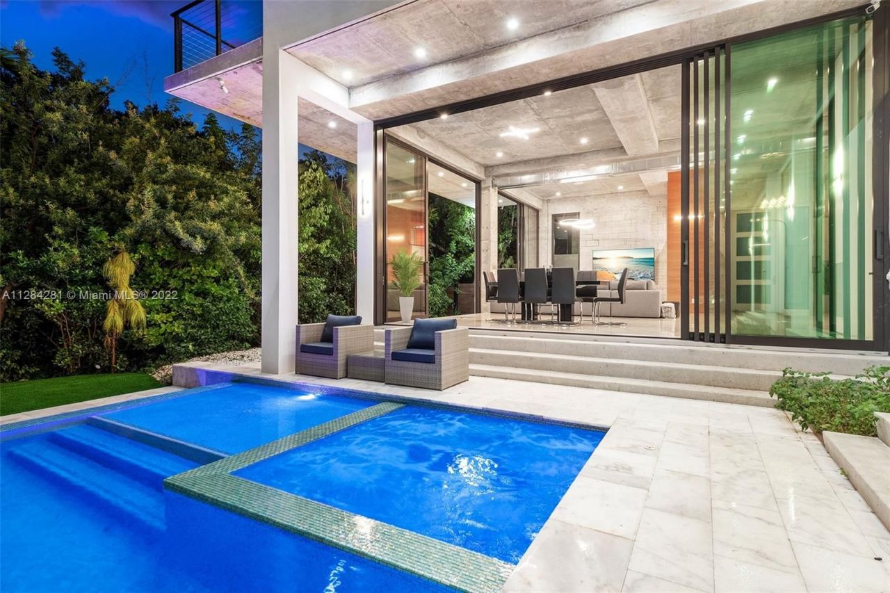 Villa à Miami, États-Unis, 400 m² - image 18