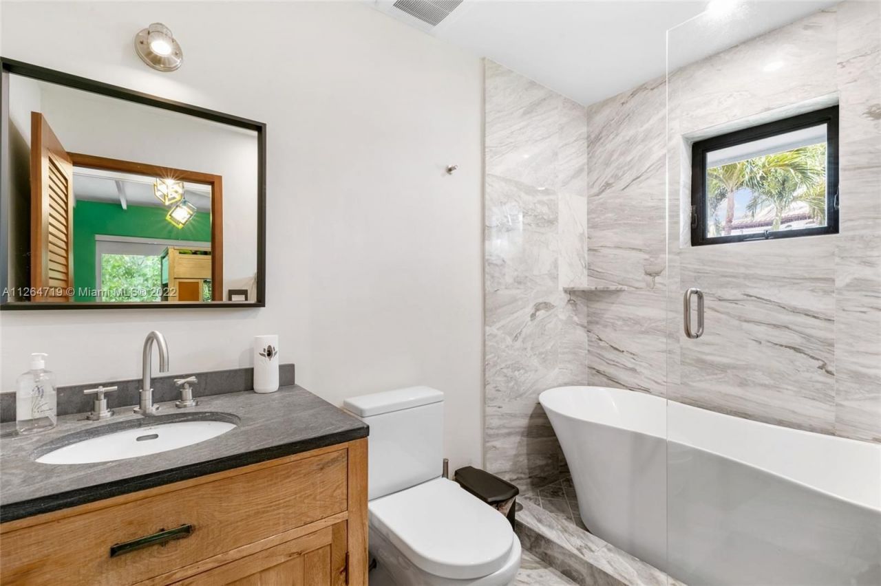 Villa à Miami, États-Unis, 300 m² - image 6