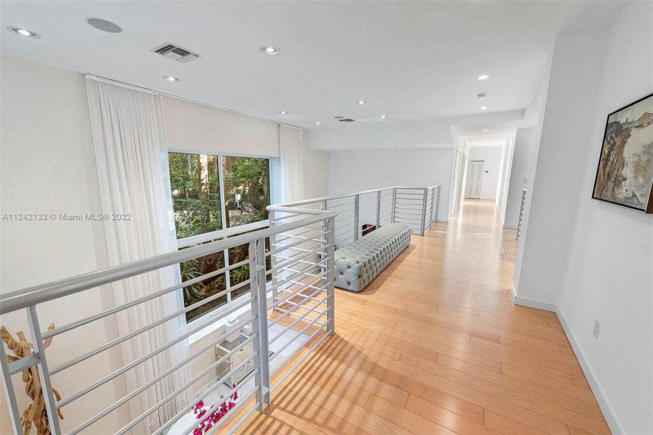 Villa en Miami, Estados Unidos, 400 m² - imagen 14