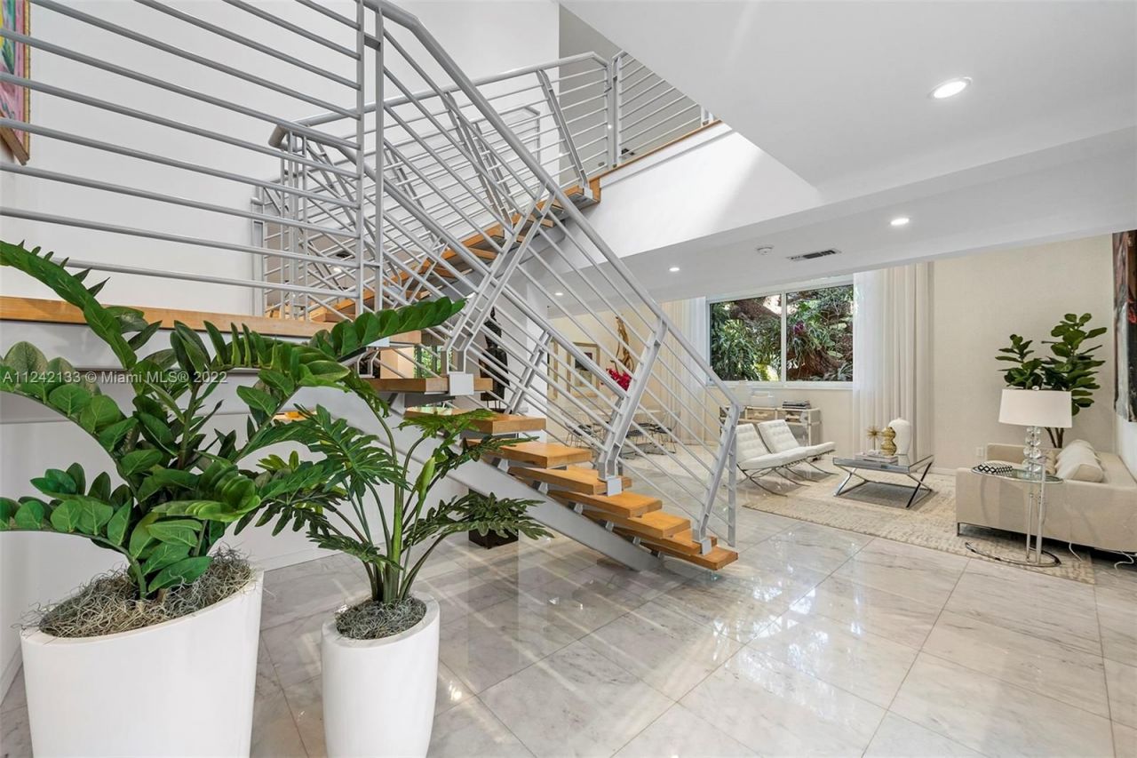 Villa en Miami, Estados Unidos, 400 m² - imagen 15