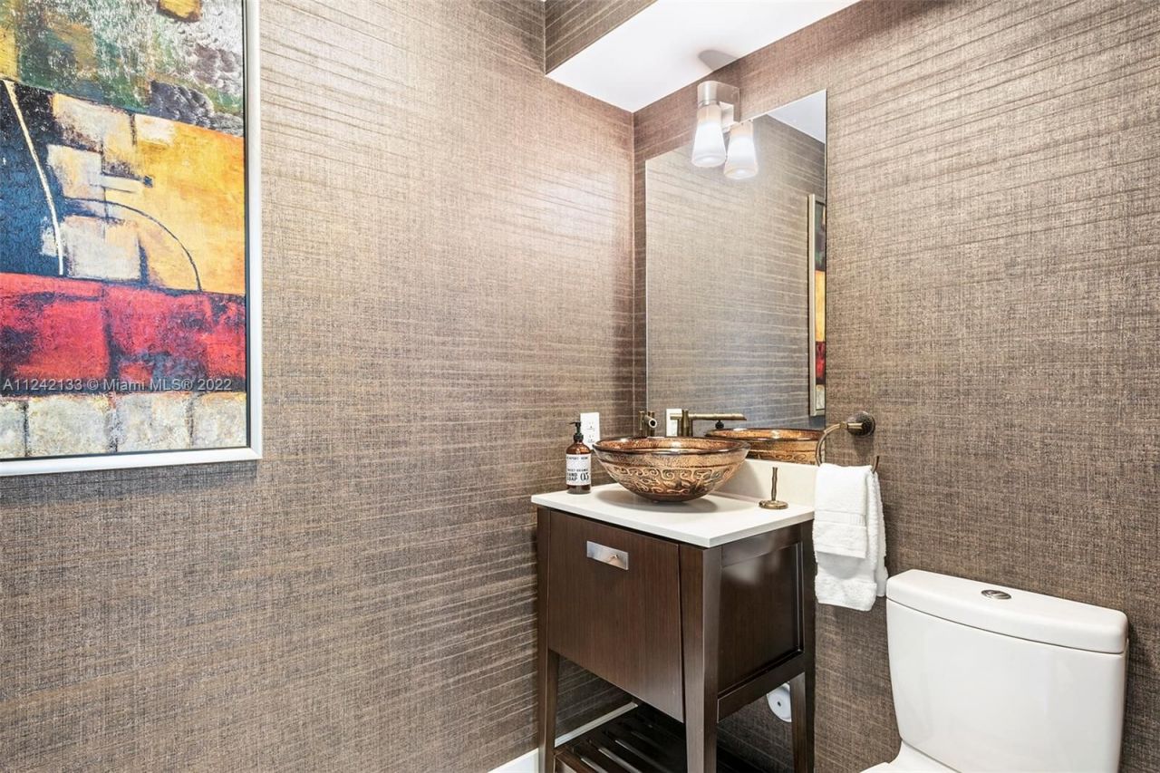 Villa en Miami, Estados Unidos, 400 m² - imagen 9