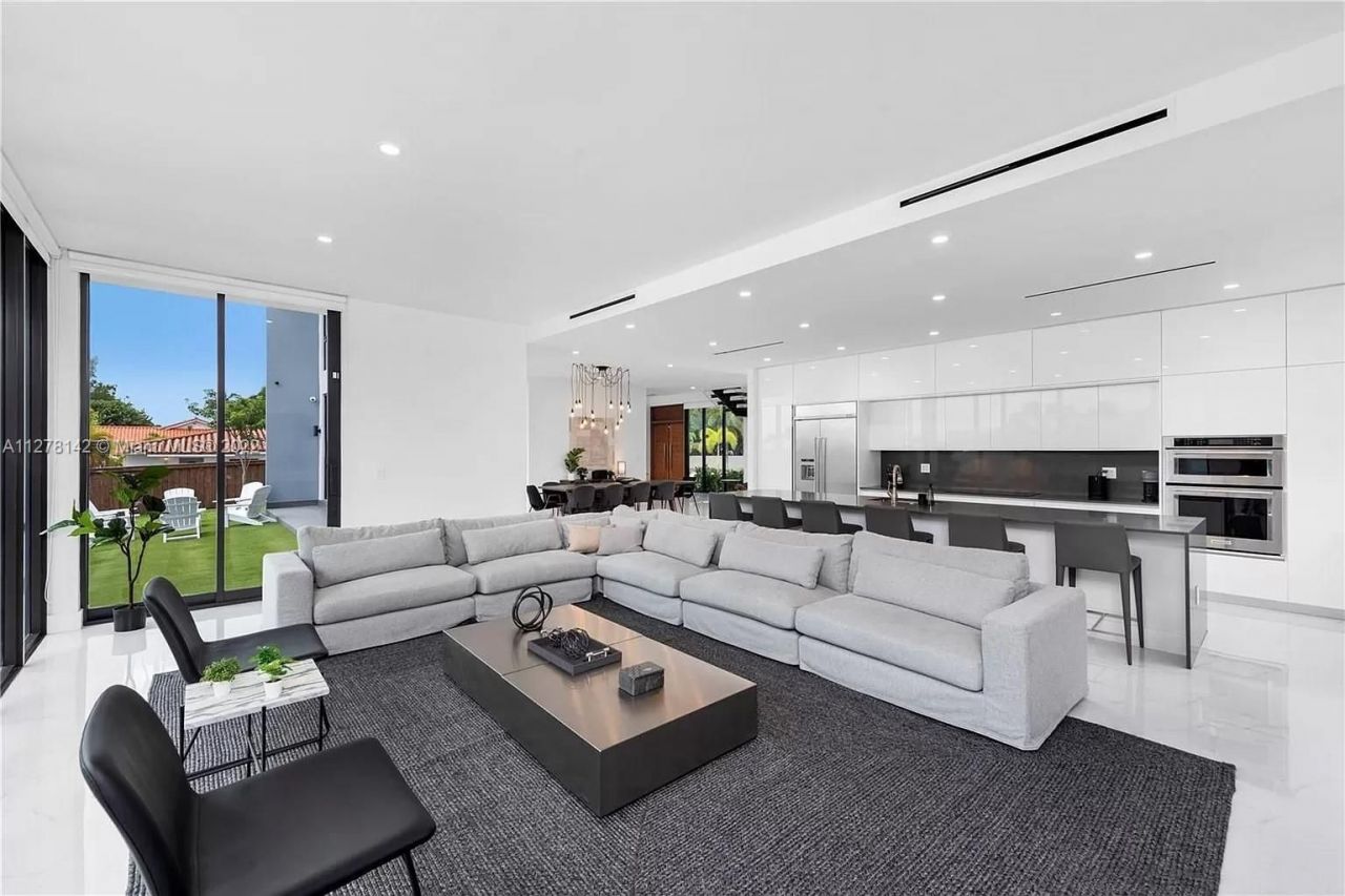 Villa à Miami, États-Unis, 400 m² - image 13