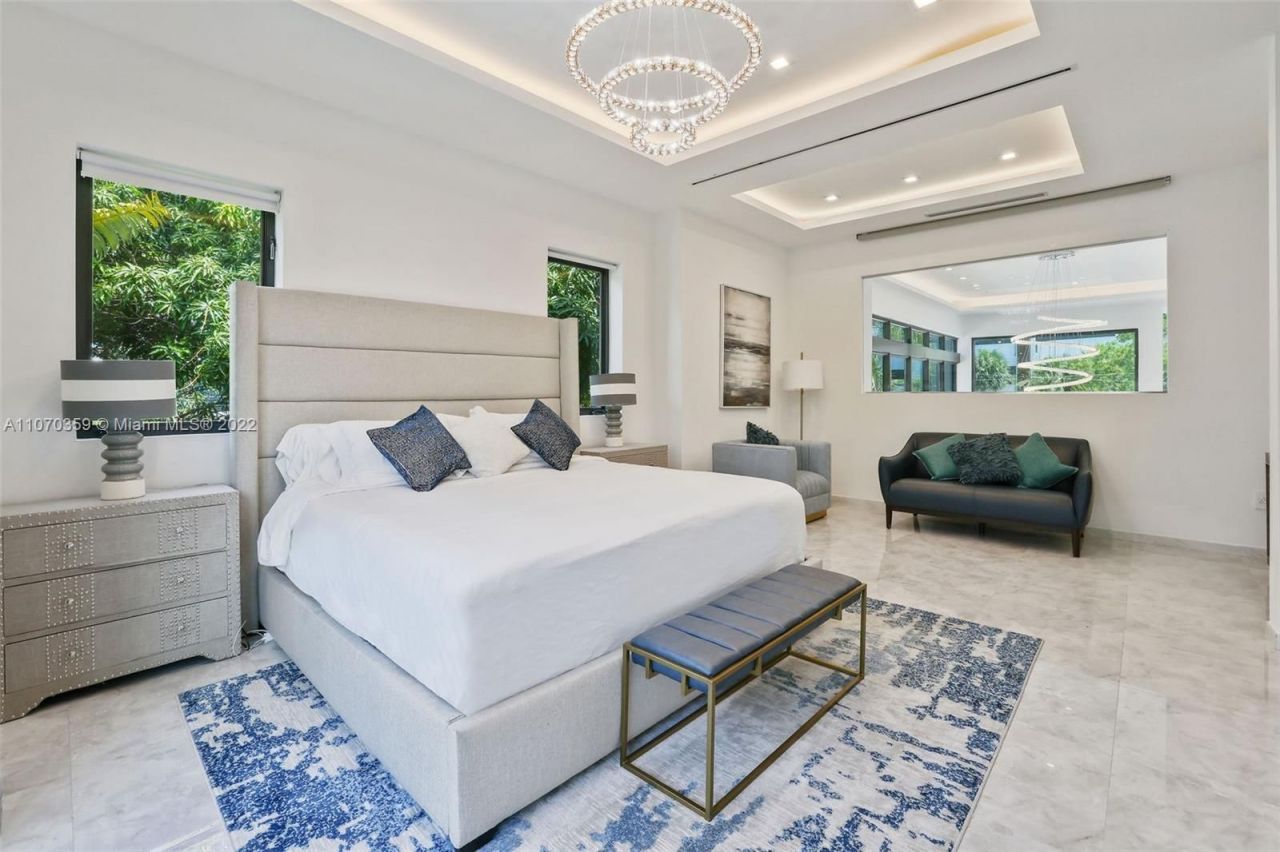 Villa à Miami, États-Unis, 270 m² - image 8