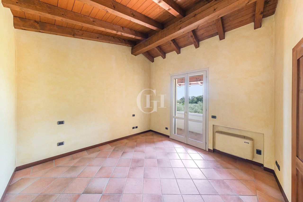 Villa in Gardasee, Italien, 300 m² - Foto 8
