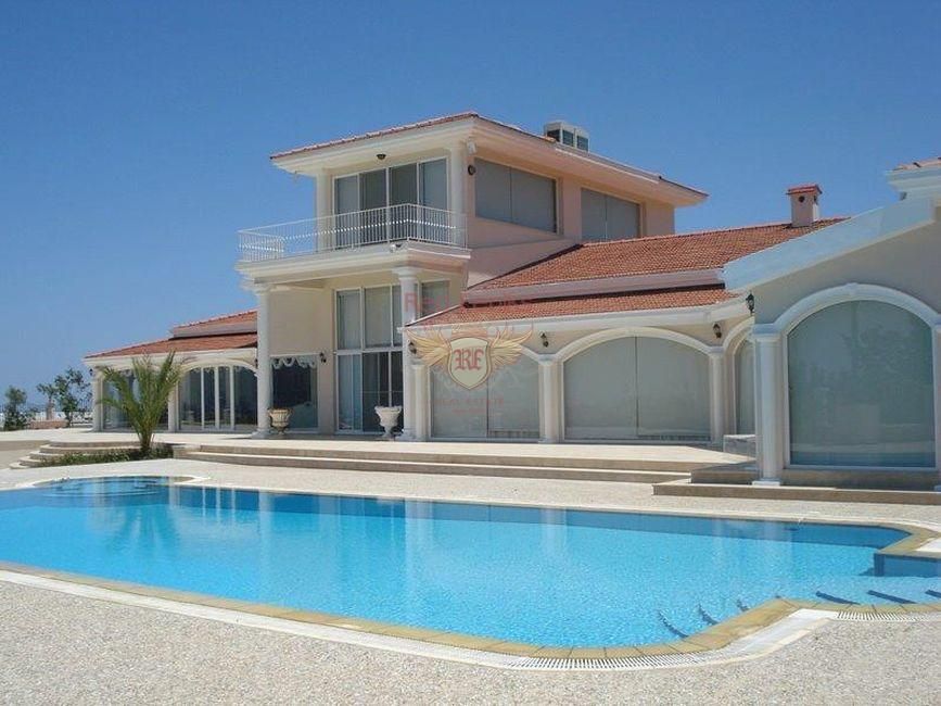 Casa en Kyrenia, Chipre, 850 m² - imagen 1