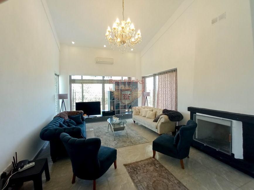 Casa a Kyrenia, Cipro, 280 m² - foto 4