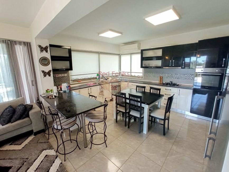 Casa a Kyrenia, Cipro, 280 m² - foto 8