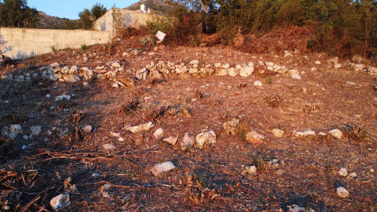 Terrain à Sutomore, Monténégro, 846 m² - image 9