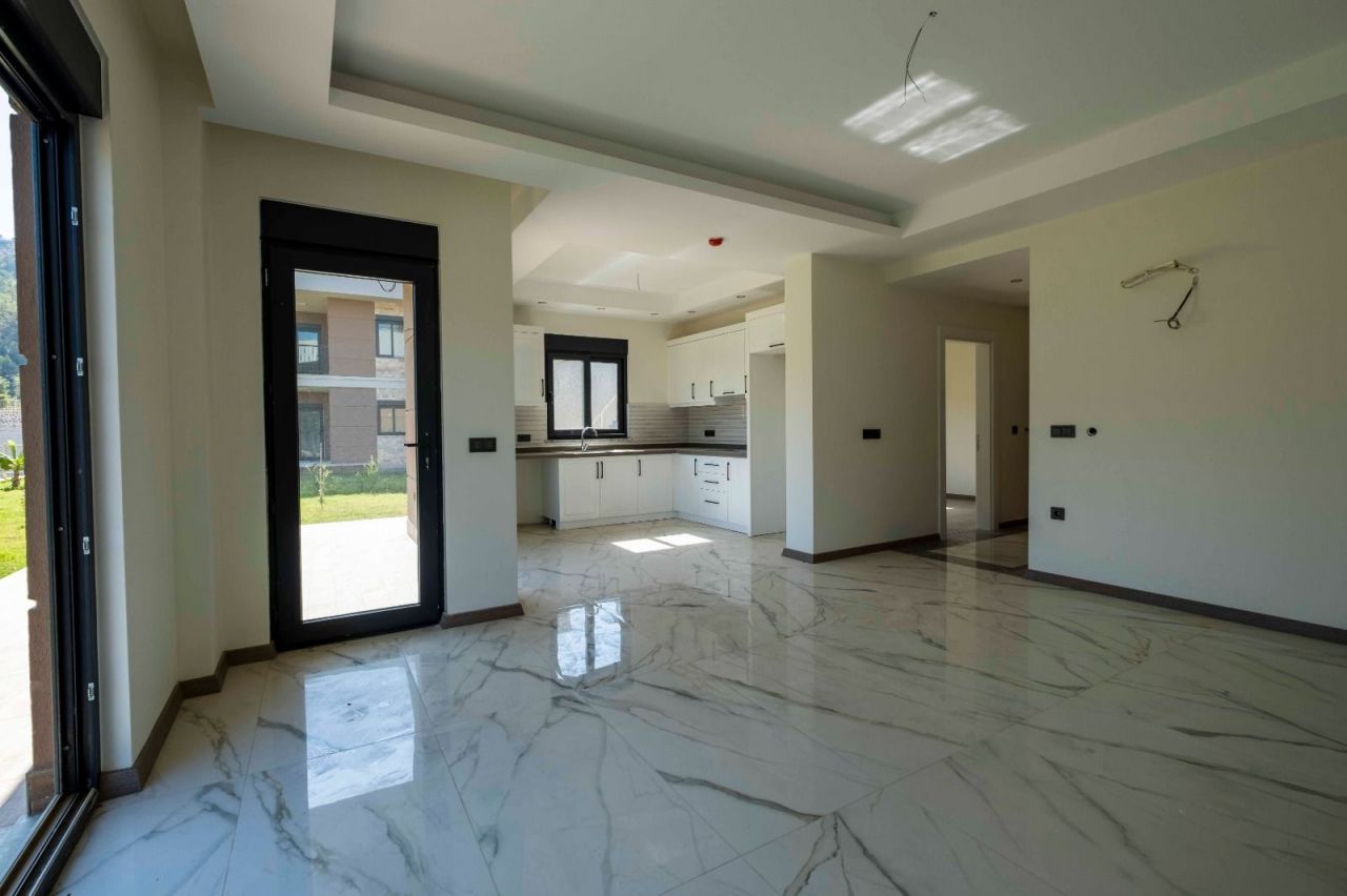 Villa à Alanya, Turquie, 220 m² - image 3