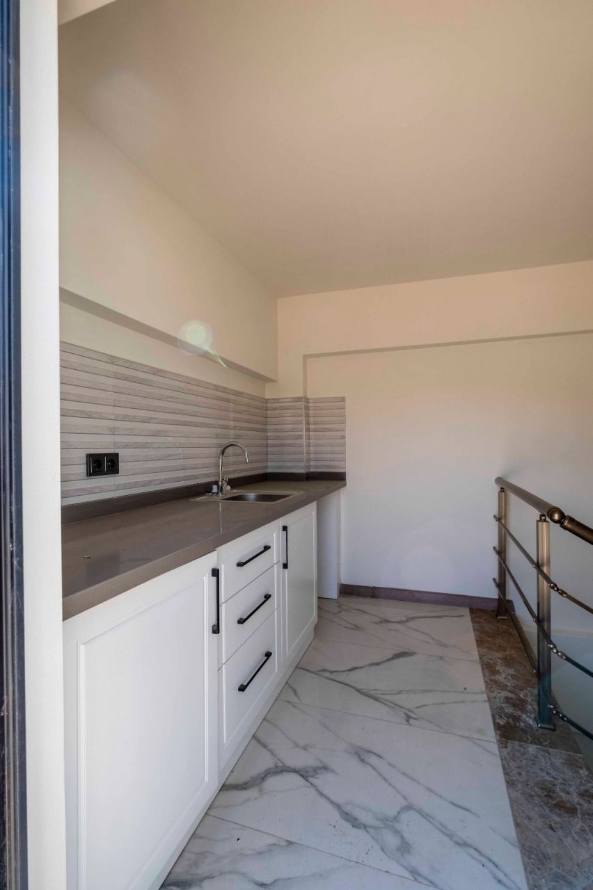 Villa à Alanya, Turquie, 220 m² - image 13