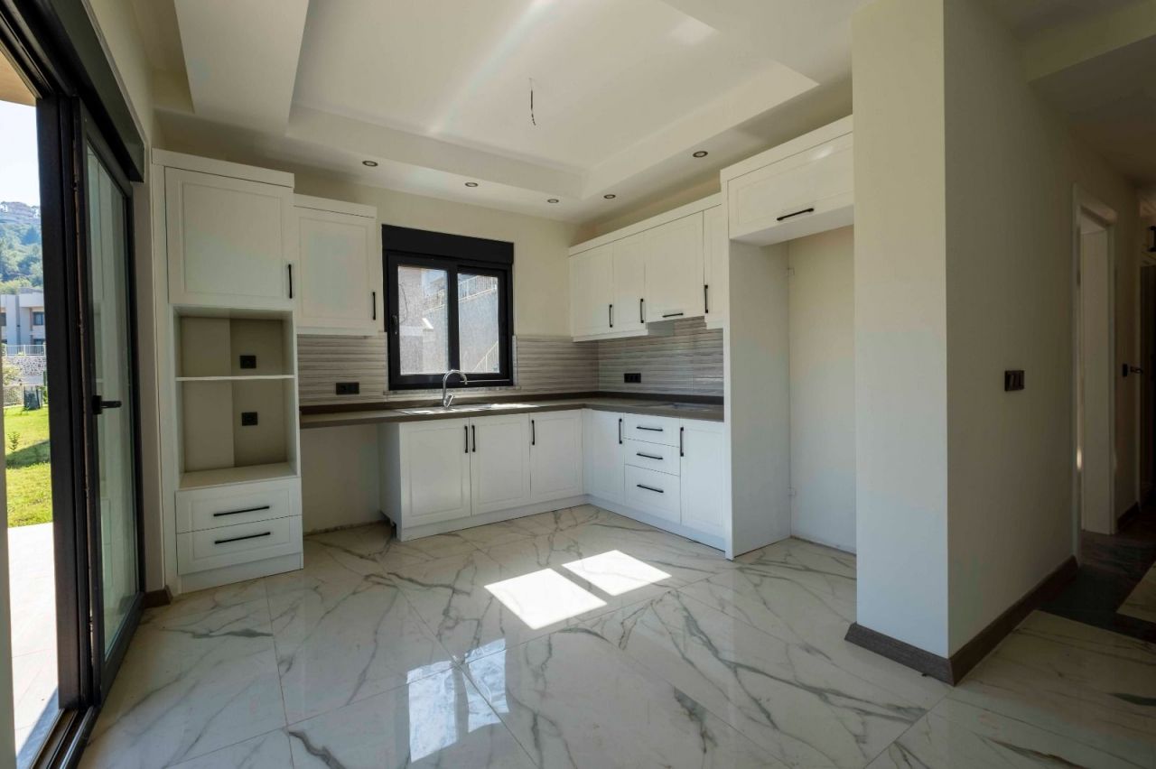 Villa à Alanya, Turquie, 220 m² - image 4