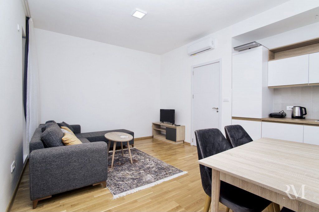 Flat in Lastva, Montenegro, 53 m² - picture 3