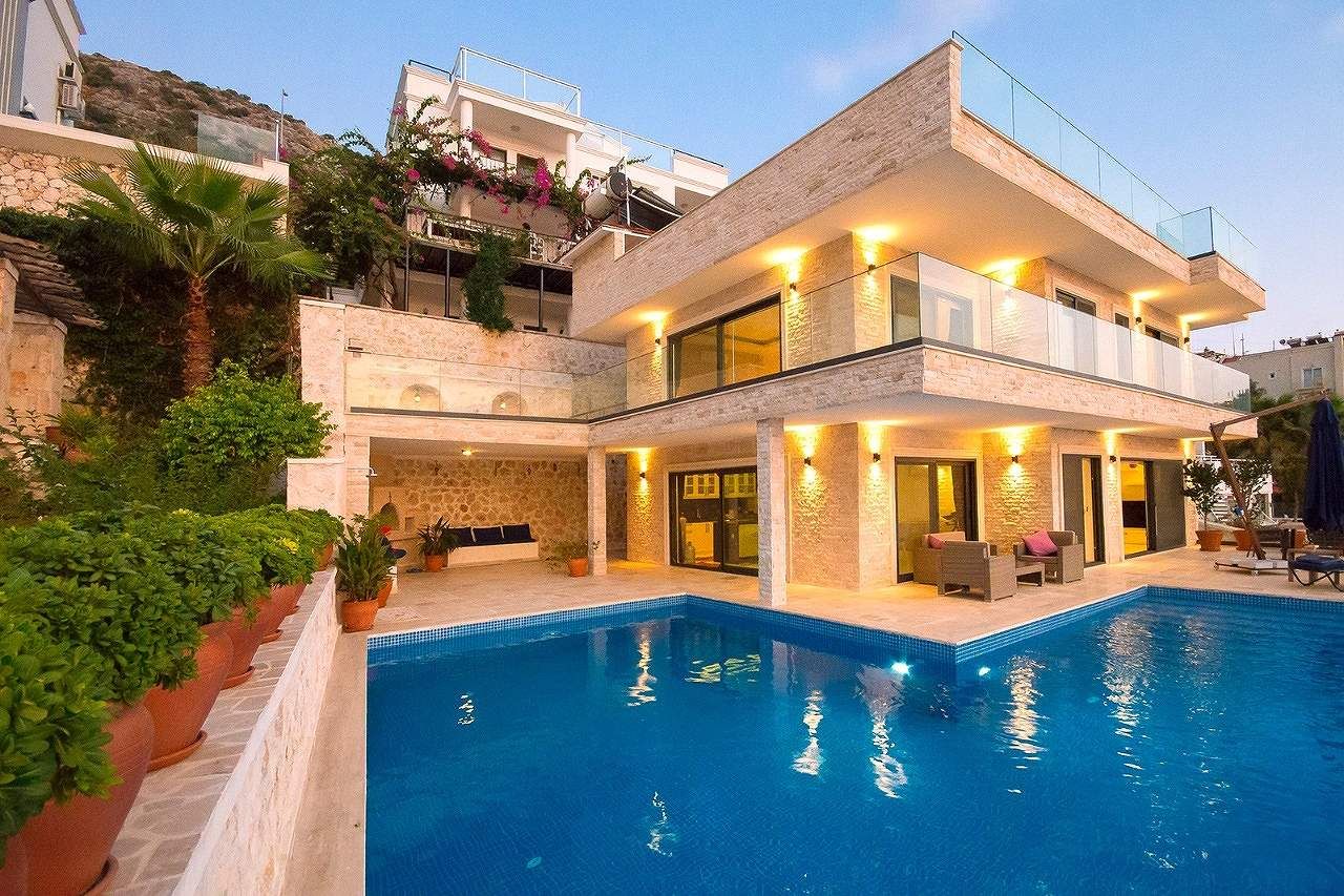 Villa in Kalkan, Türkei, 250 m² - Foto 1