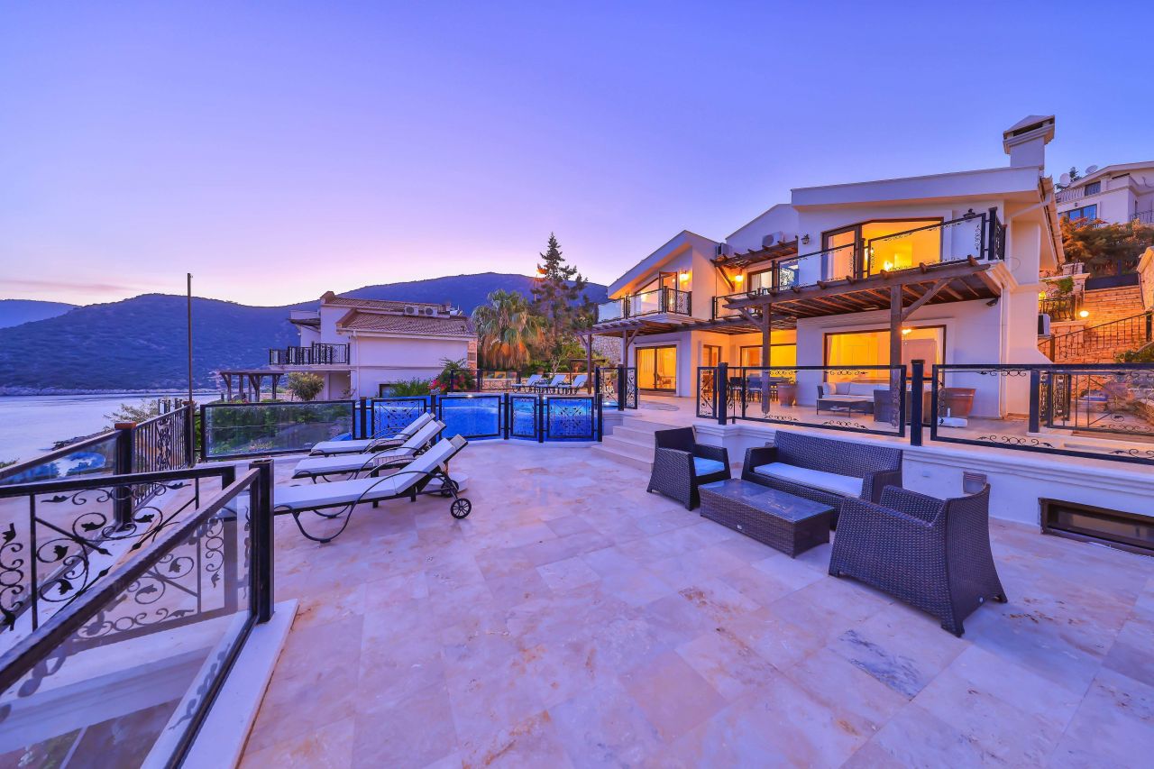 Villa in Kalkan, Turkey, 200 m² - picture 5