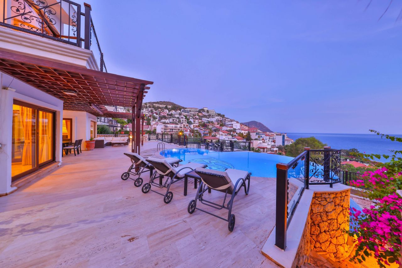 Villa in Kalkan, Turkey, 200 m² - picture 6