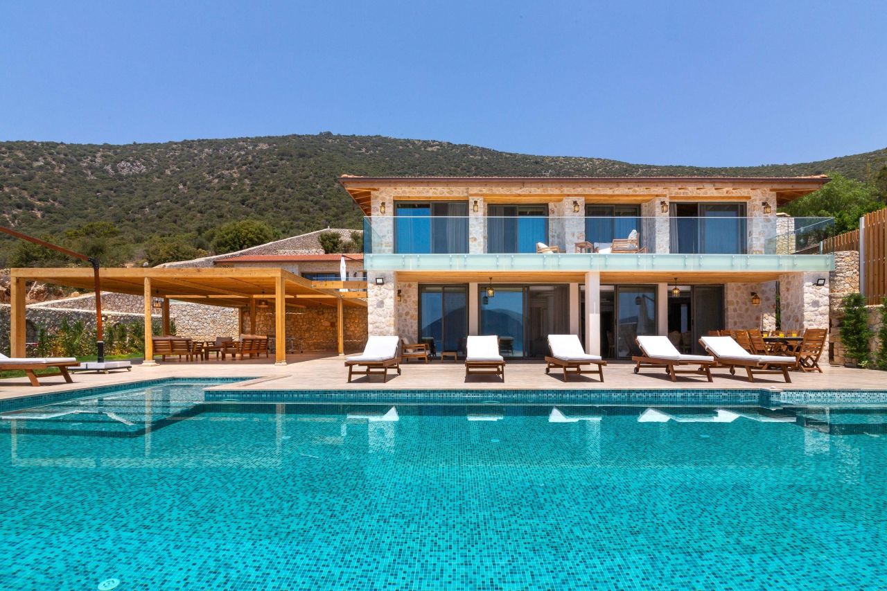 Villa in Kalkan, Türkei, 250 m² - Foto 1