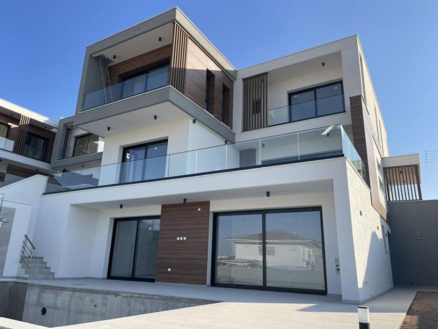 Villa in Limassol, Cyprus, 478 m² - picture 1