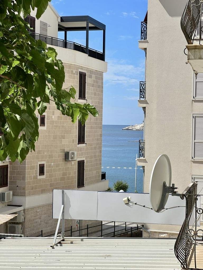 Wohnung in Petrovac, Montenegro, 100 m² - Foto 1