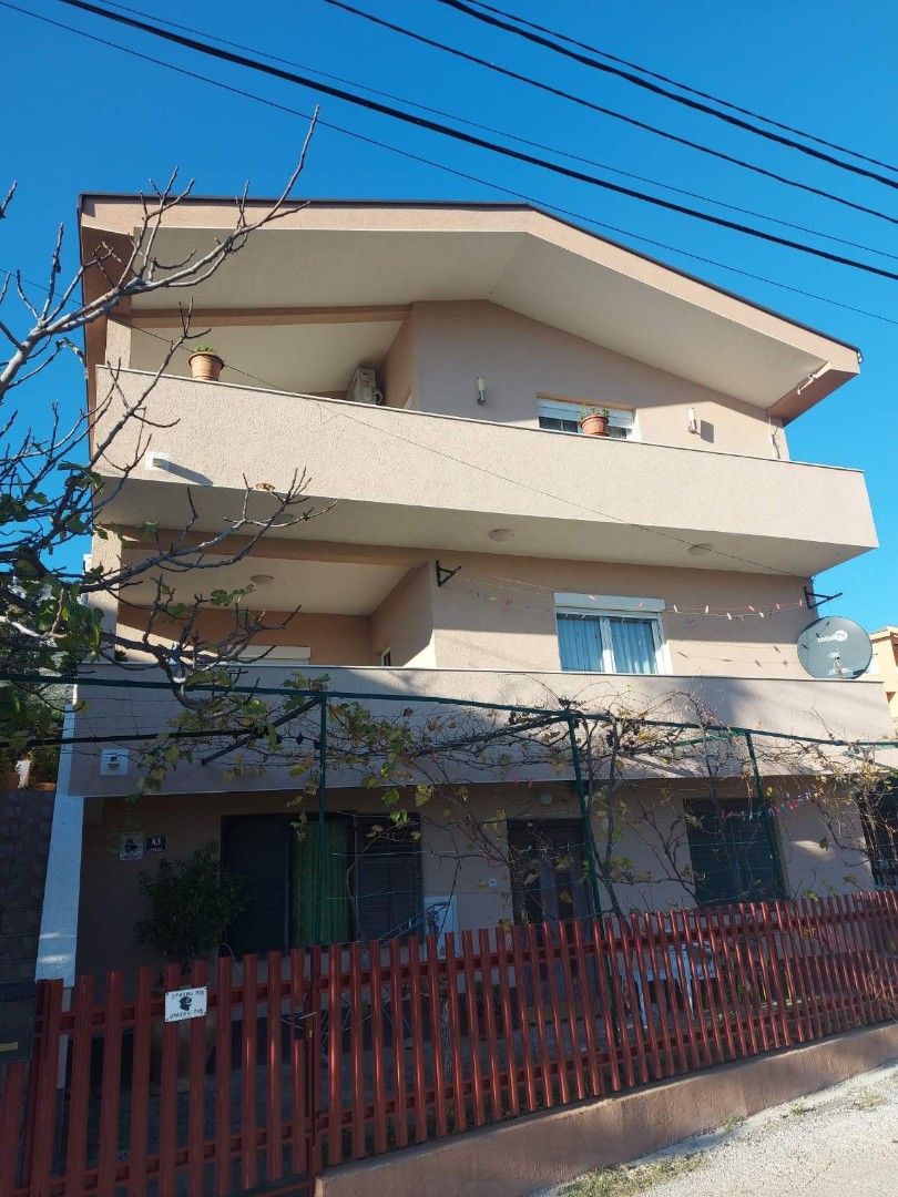 House in Bar, Montenegro, 260 m² - picture 13