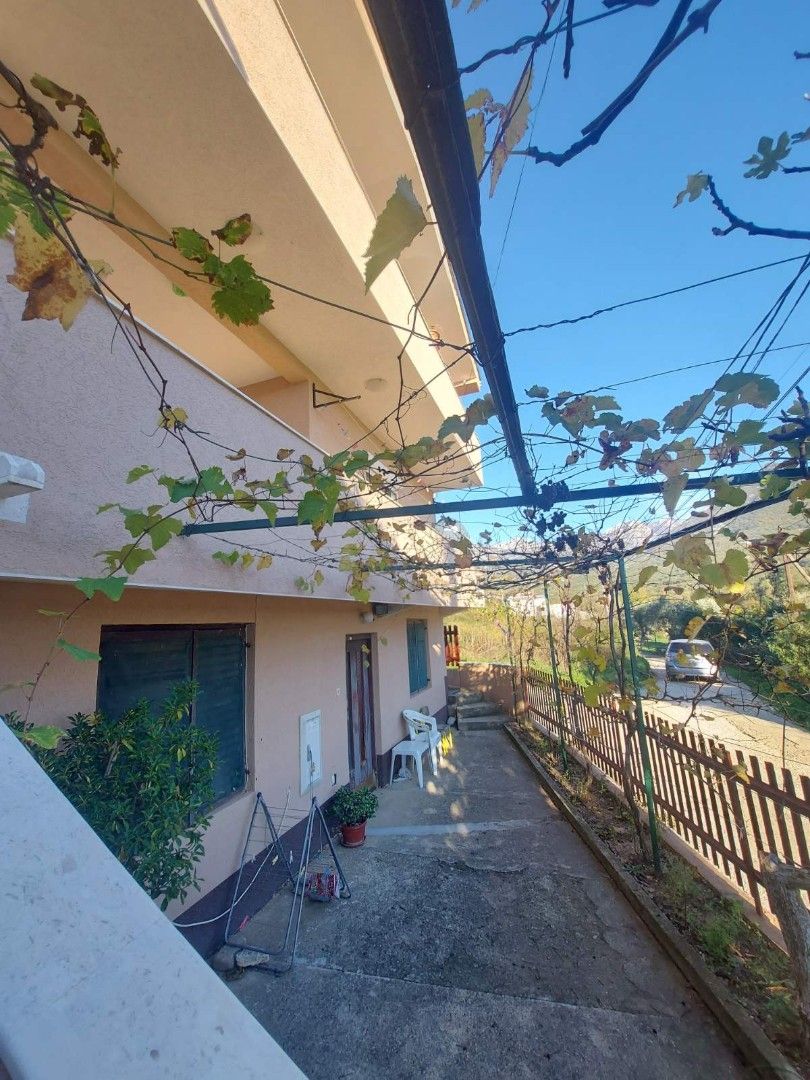 House in Bar, Montenegro, 260 m² - picture 14