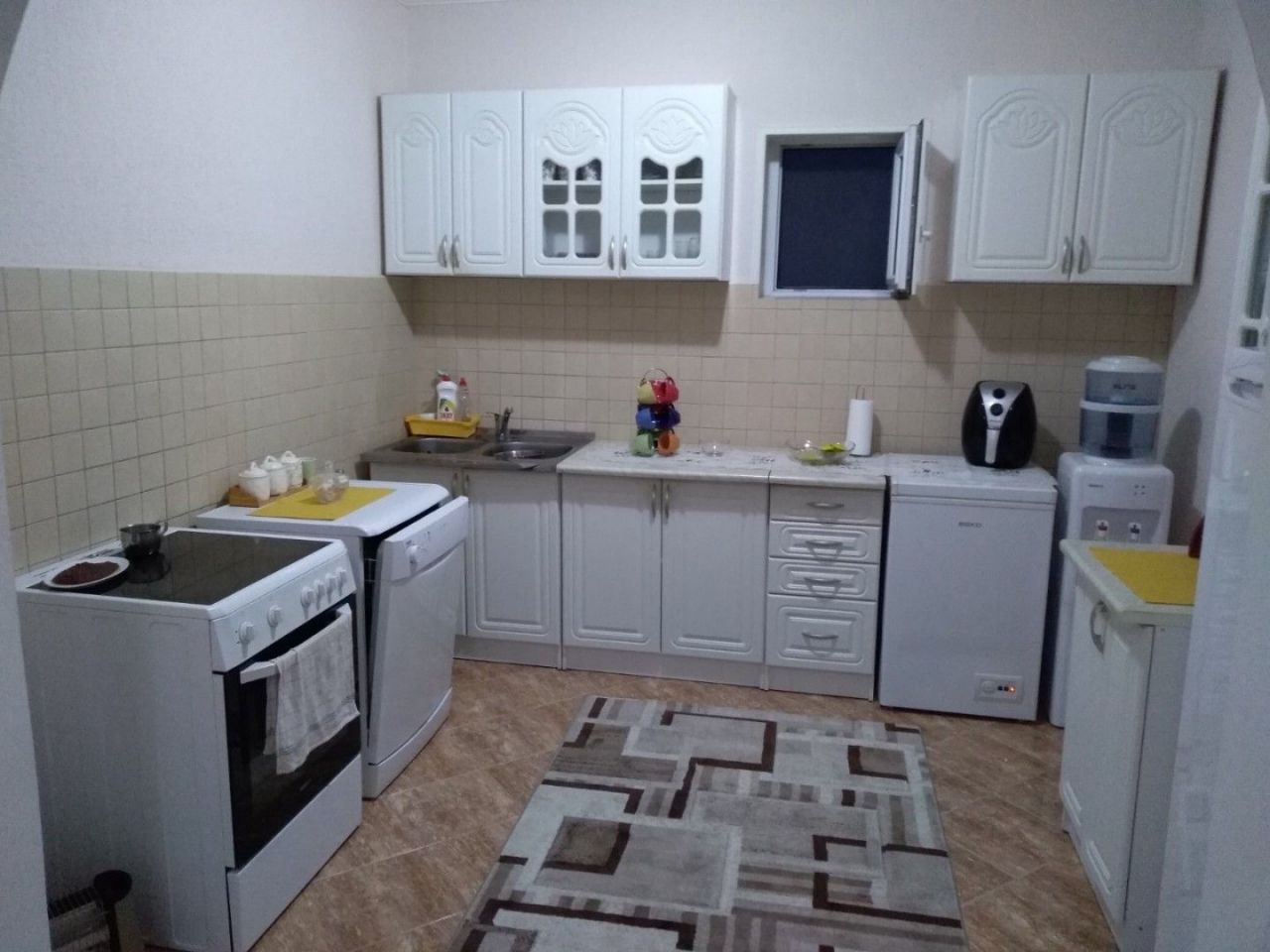 Casa en el Bar, Montenegro, 270 m² - imagen 6