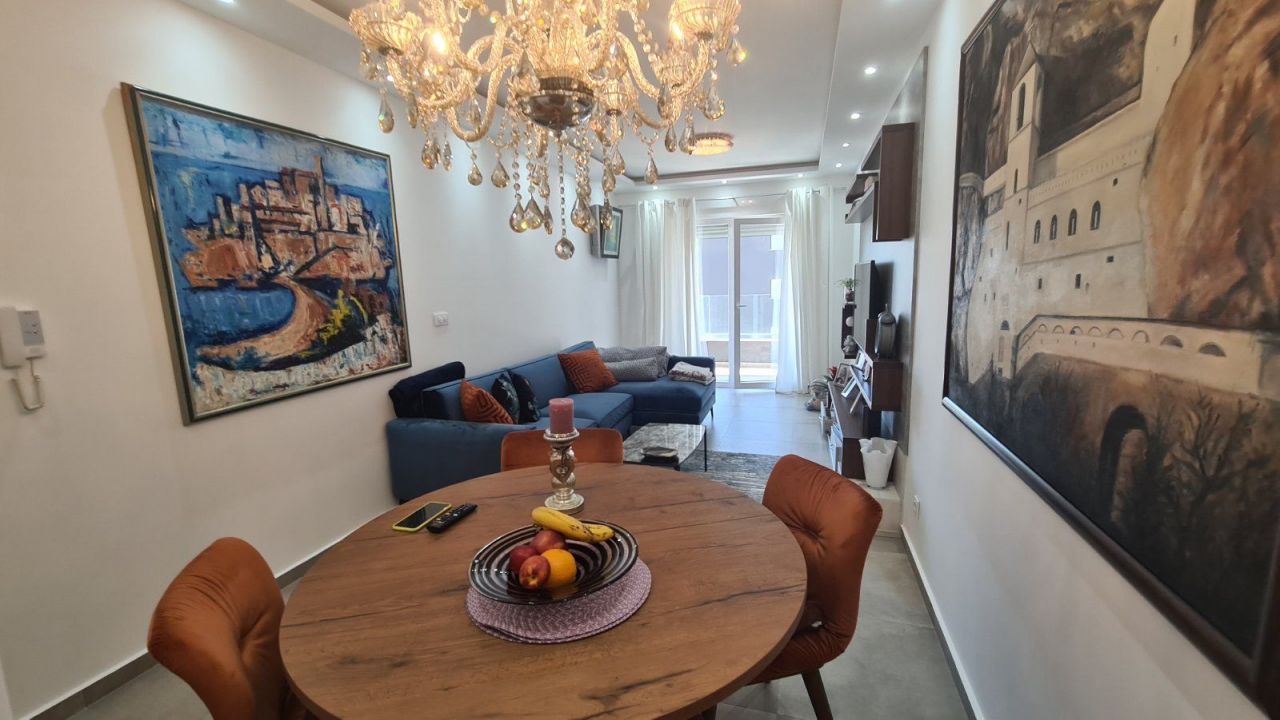 Appartement à Budva, Monténégro, 68 m² - image 1