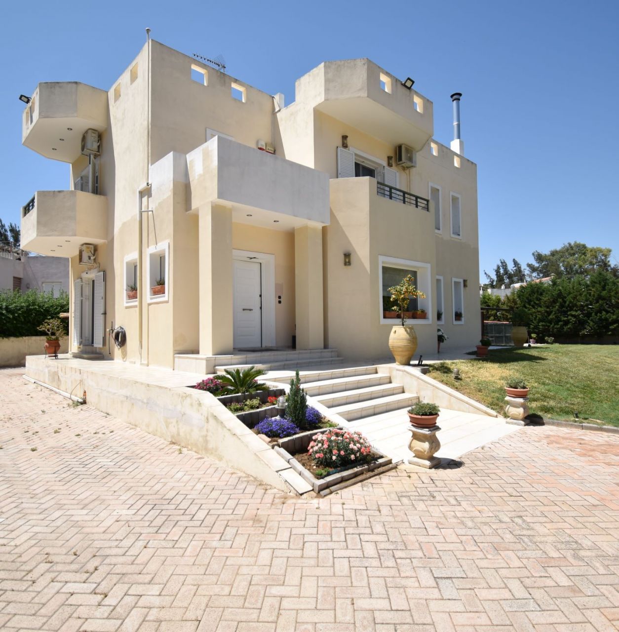 Villa à Loutraki, Grèce, 200 m² - image 1