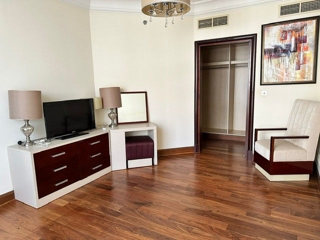 Apartment in Dubai, UAE, 110 m² - picture 6