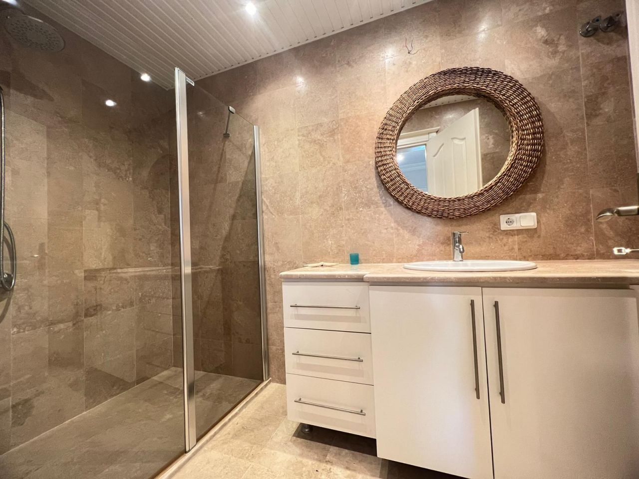 Villa en Alanya, Turquia, 180 m² - imagen 8