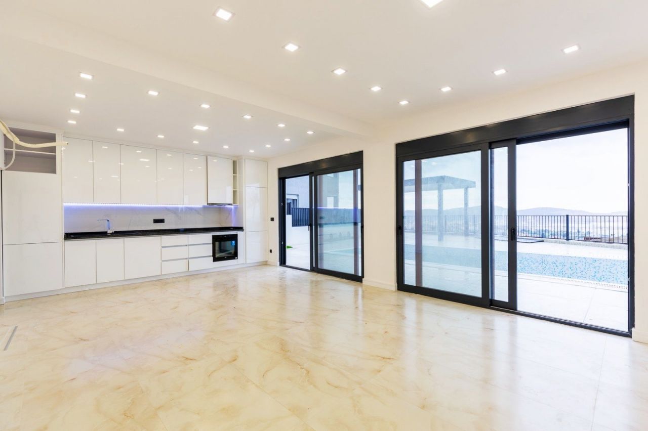 Villa en el Bar, Montenegro, 250 m² - imagen 11