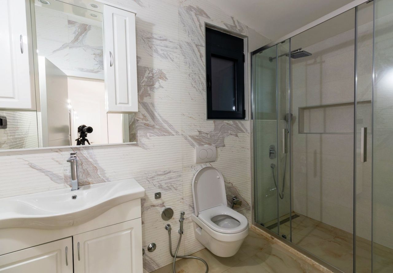 Villa en el Bar, Montenegro, 250 m² - imagen 12