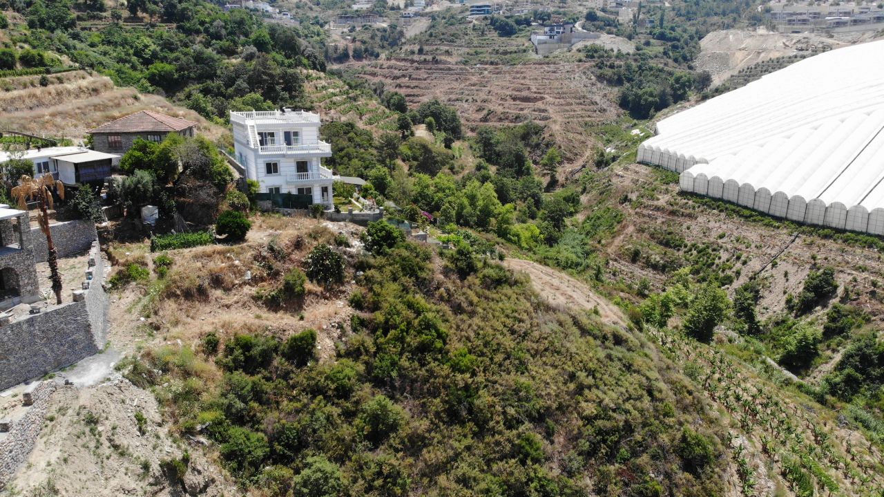 Terrain à Alanya, Turquie, 1 354 m² - image 5