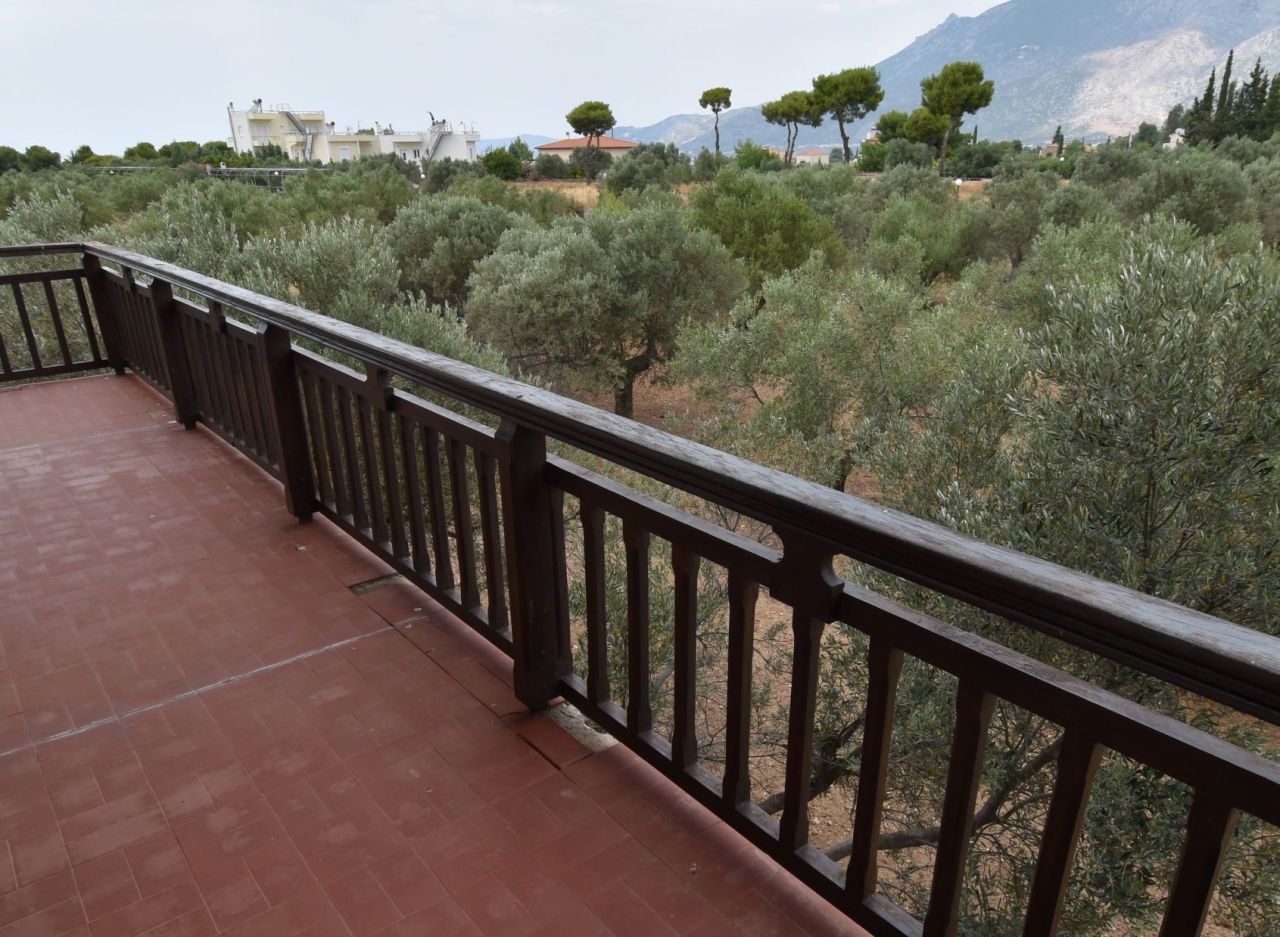 Casa en Loutraki, Grecia, 400 m² - imagen 8