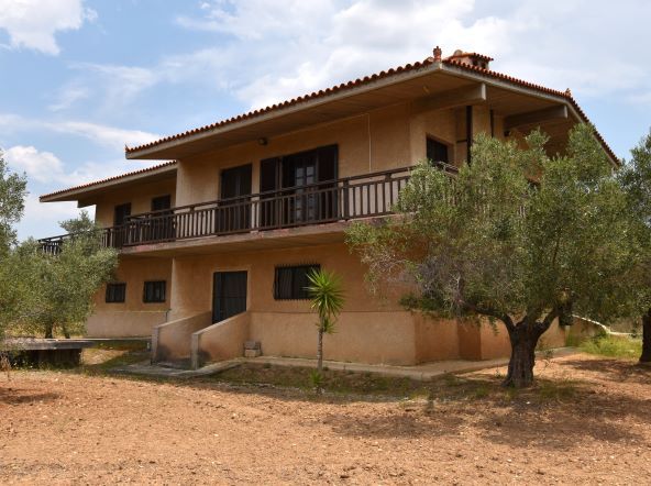House in Loutraki, Greece, 400 m² - picture 1