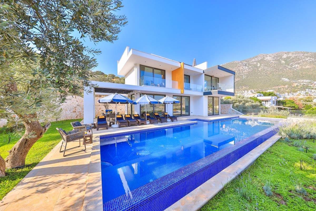 Villa in Kalkan, Türkei, 250 m² - Foto 1