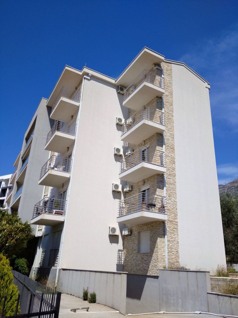 Wohnung in Budva, Montenegro, 78 m² - Foto 1