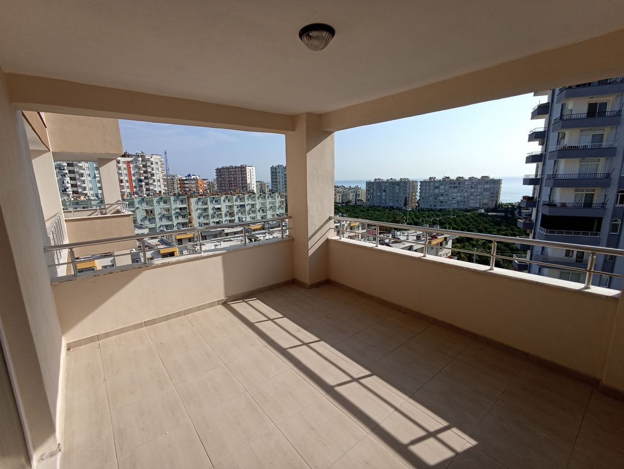 Wohnung in Mersin, Türkei, 110 m² - Foto 1