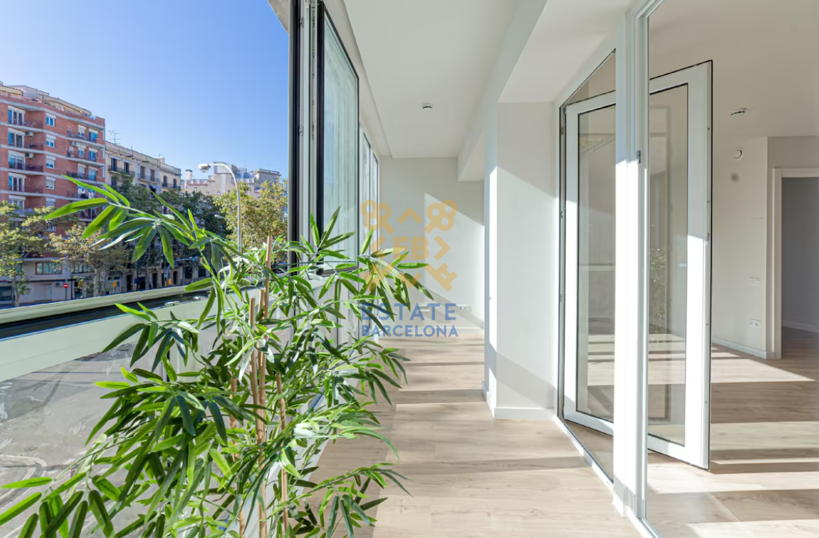 Flat in Barcelona, Spain, 95 m² - picture 1
