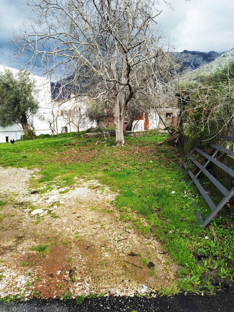 Terreno en el Bar, Montenegro, 1 988 m² - imagen 1