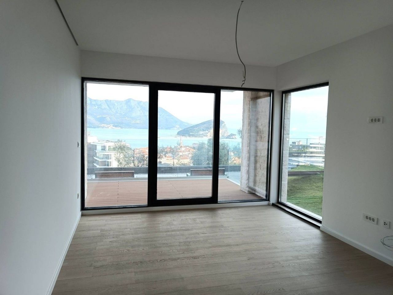 Wohnung in Budva, Montenegro, 63 m² - Foto 1