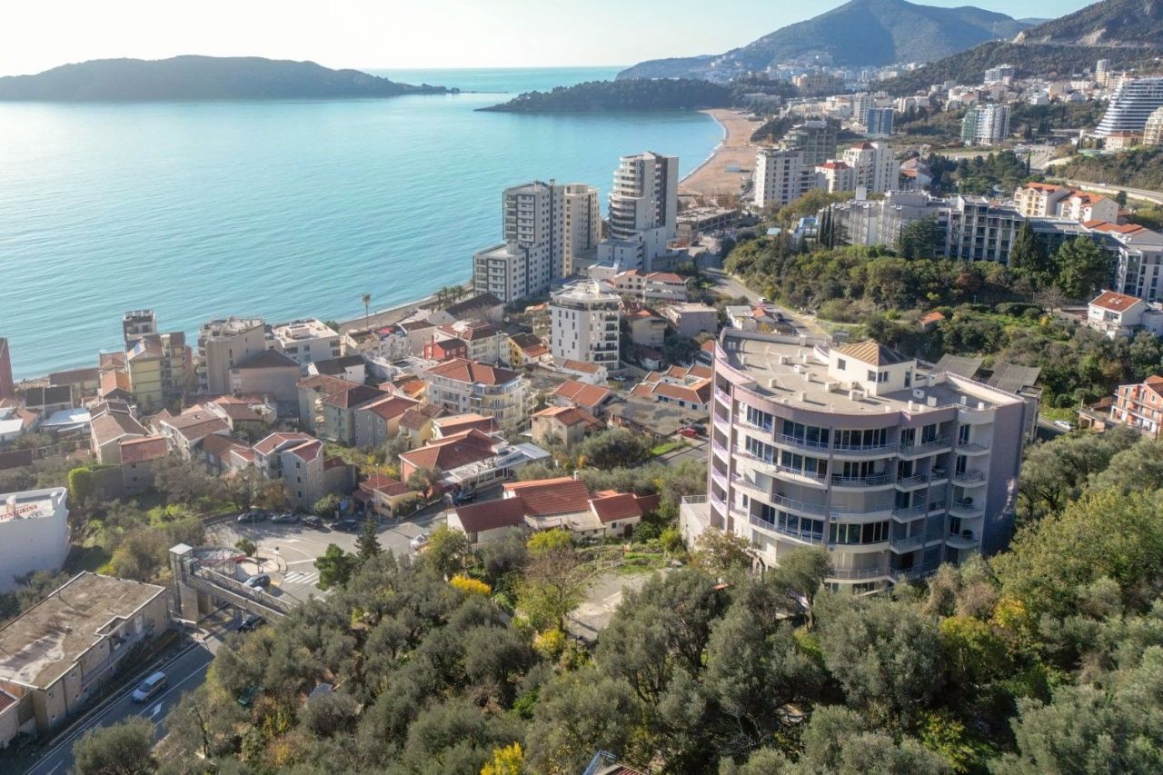 Appartement à Budva, Monténégro, 90 m² - image 1