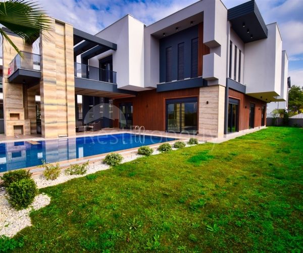 Villa en Antalya, Turquia, 480 m² - imagen 1