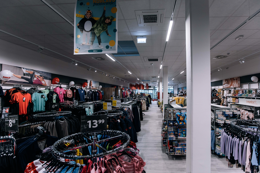 Boutique à Sežana, Slovénie, 1 068 m² - image 5